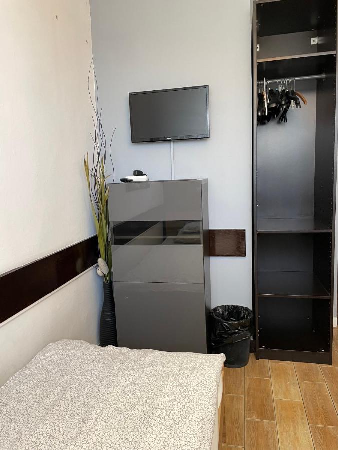 Apartament Jagiellonska Sosnowiec Buitenkant foto
