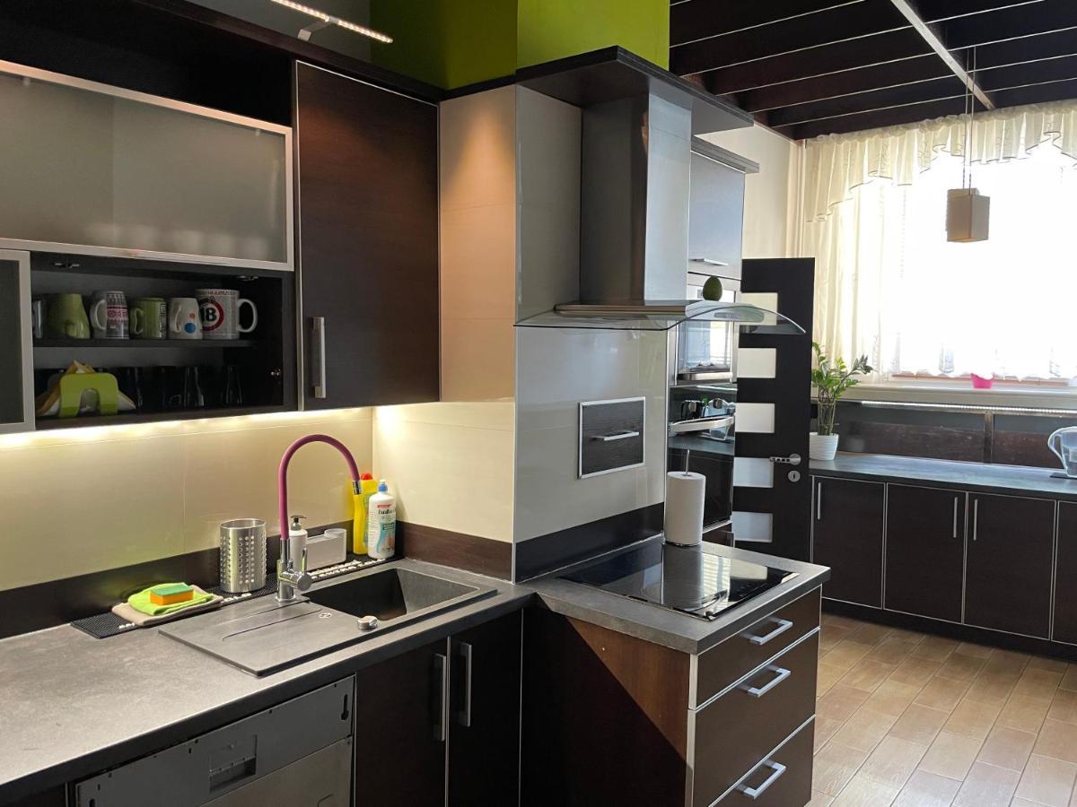 Apartament Jagiellonska Sosnowiec Buitenkant foto