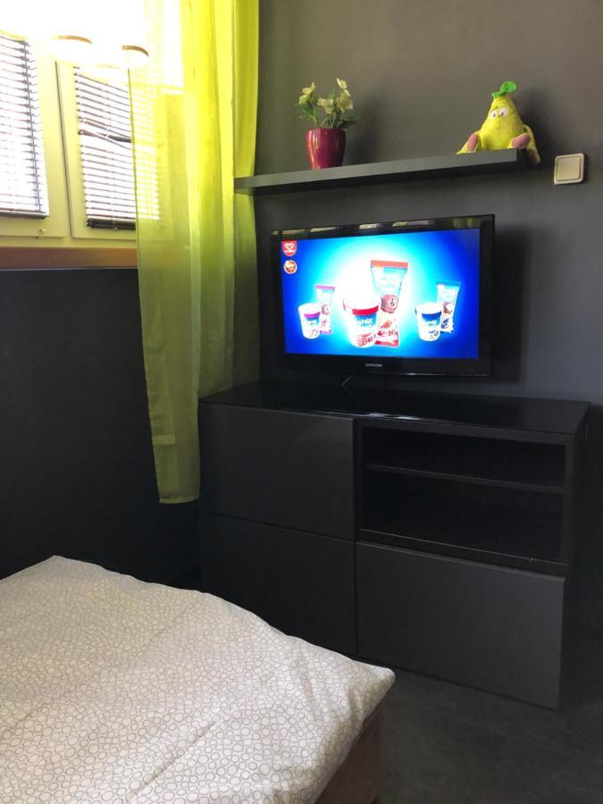 Apartament Jagiellonska Sosnowiec Buitenkant foto